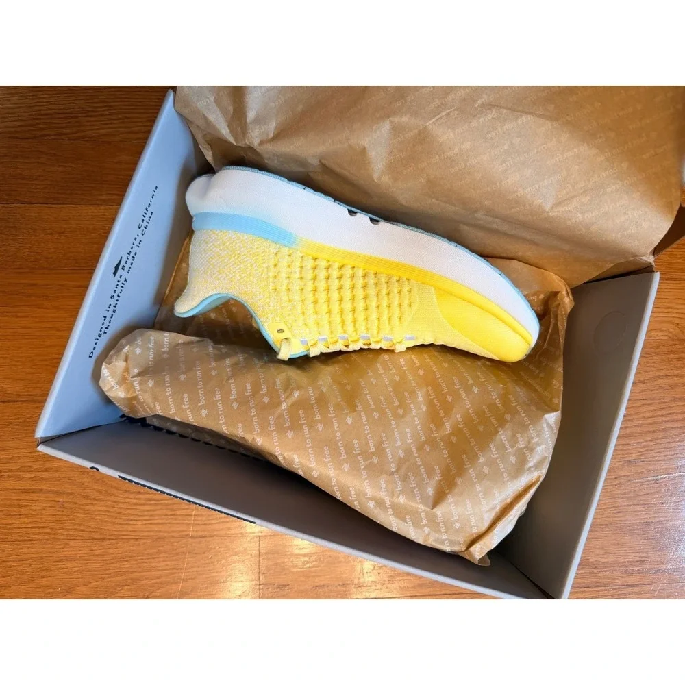 Rabbit Dream Chaser Running Shoes Womens Yellow Light Blue Athletic‎ Sneakers